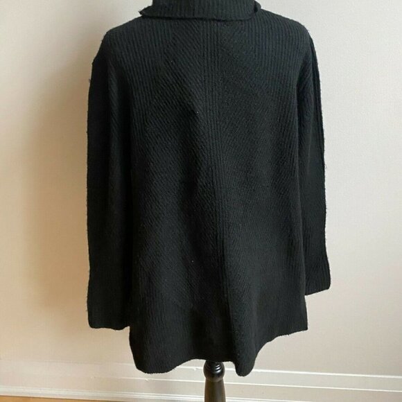 SWEET Romeo BNWT Black Abstract Ribbed Turtleneck - Picture 7 of 9